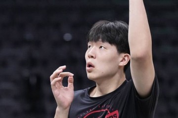 罗威复出制造赢球转折点 杨瀚森受他影响数据挂零?