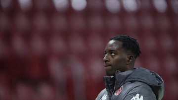 德甲揭幕战:美因茨与科隆的巅峰碰撞