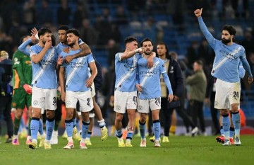 足坛狂欢一夜！曼城5-1双杀纽卡进决赛，将战阿森纳，国米2-1进意大利杯4强