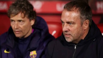 西甲大冷！巴萨1-2遭10人赫罗纳绝杀，2亿欧亚马尔梦游成最大罪人