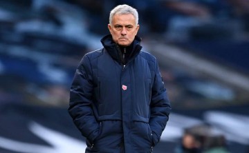 穆里尼奥正式入主本菲卡,欧冠出线在望!