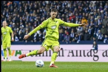 2000万欧天价转会,利兹联抢下德甲铁腰,英超要变天?