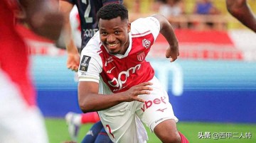 梅开二度!巴萨弃将在法甲起死回生,登上射手榜首位