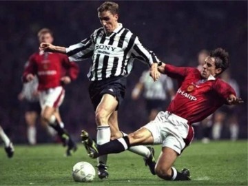 从法甲金靴到尤文弃将,只用了4年时间,全能前锋架不住射术堪忧