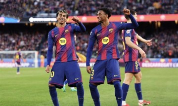 3：0！西甲榜首换主，巴萨轻取保级队，1分优势反超皇马，夺回榜首