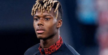 拒绝拜仁与阿森纳,西班牙国脚铁心加盟巴萨