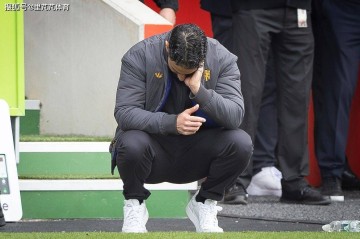 再忍忍?阿莫林即将与曼联签约满一年,随即1200万解约金失效