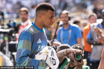 姆巴佩再遇克星!Rashford巴塞罗那新篇章,经典对决再燃战火!