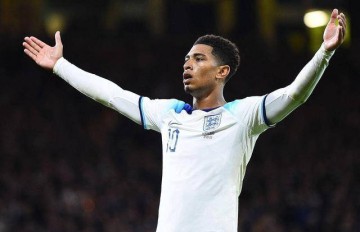 亨乔兹表态,金球奖竞争激烈,贝林厄姆领先卡瓦哈尔