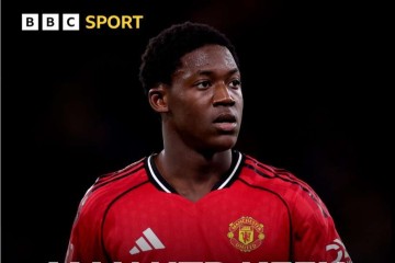 15万周薪+4年合约!曼联续约新帝星,芒特高薪成最后阻碍?