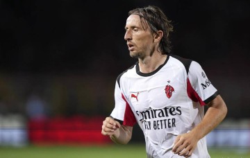 AC米兰计划再次签下经验丰富的老将,目标锁定两名球员