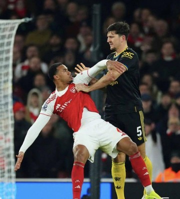 谈判僵局,曼联只愿给1年8万周薪,马奎尔拒当临时工,意甲已伸手