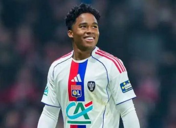 皇马“弃子”恩德里克法甲闪耀:妙传全场最佳,阿隆索战术成最大阻碍