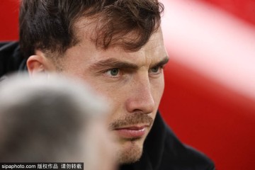 斯洛特未来堪忧:仅靠欧冠资格无法确保留任,利物浦需战术革新